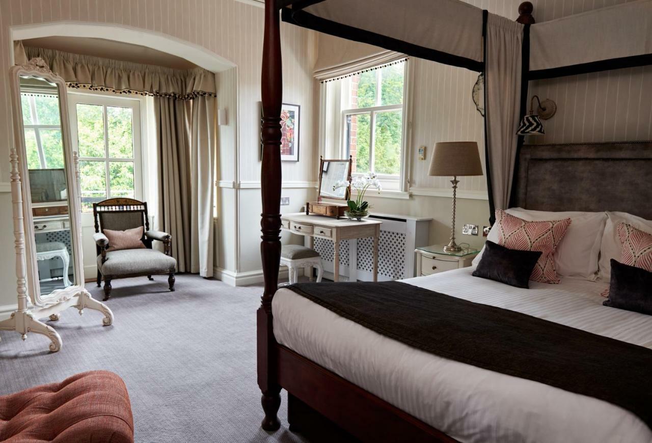 Careys Manor Hotel & Senspa Brockenhurst Esterno foto